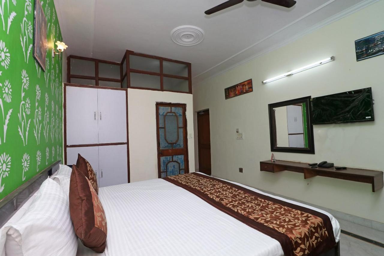 Hari Villa Residency --Near Noida Indoor Stadium エクステリア 写真