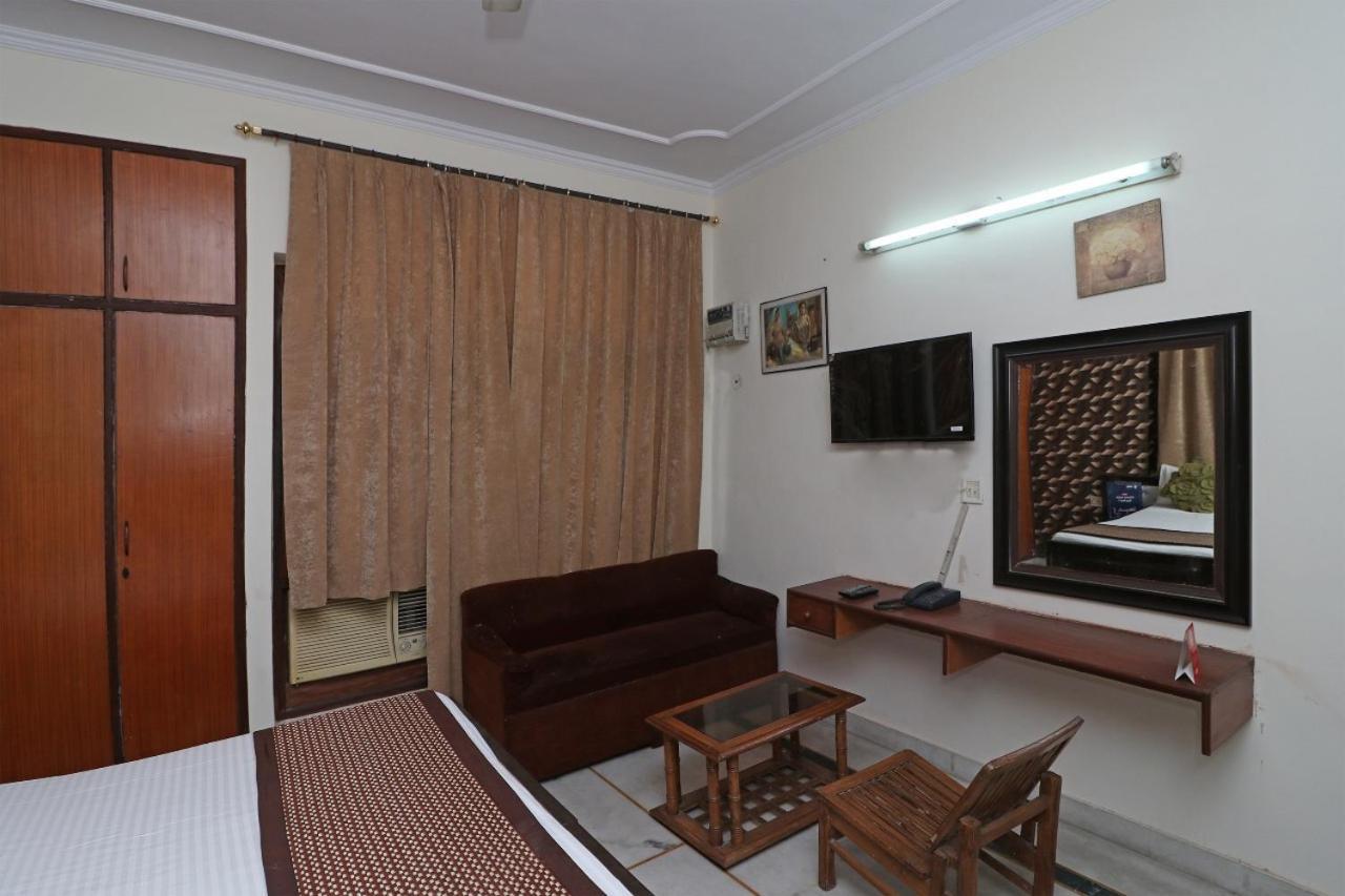 Hari Villa Residency --Near Noida Indoor Stadium エクステリア 写真